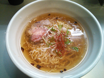 「琥珀醤油拉麺 ￥500」@天雷軒 神谷町の写真
