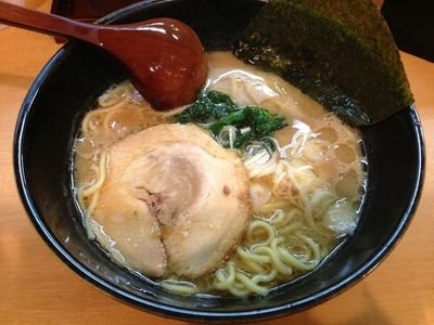 「とんこつ醤油ラーメン」@麺屋 黒琥 〜KUROKO〜 立石店の写真