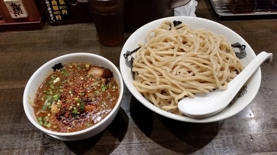 「カラシビつけ麺　特盛　マシマシ」@カラシビ味噌らー麺・つけ麺 神田本店の写真