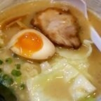 豚骨醤油ラーメン