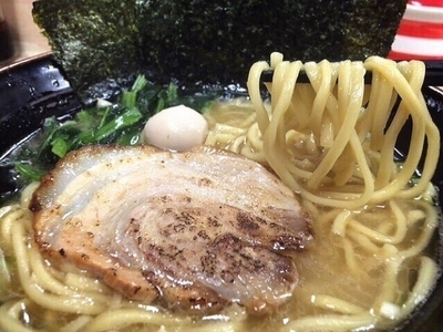 「ラーメン(700円)」@すずき家 下永谷2号店の写真