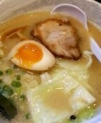 「豚骨醤油ラーメン」@かな井の写真