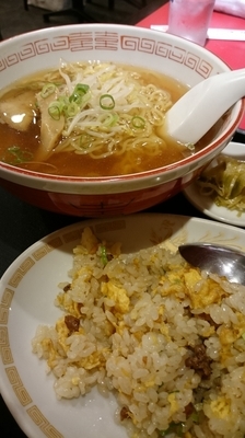 「半ちゃんラーメン７３０円」@上海楼の写真