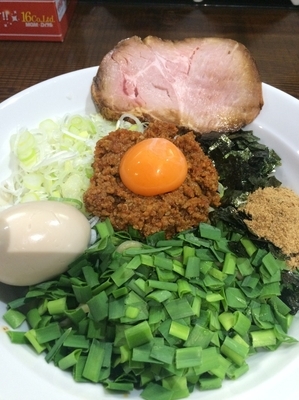 「台湾まぜそば ローストチャーシュー」@二代目 むじゃきの写真