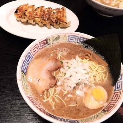 「とんこつ正油」@長浜らーめん 相模原店の写真