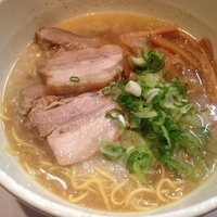 こってりしょうゆラーメン