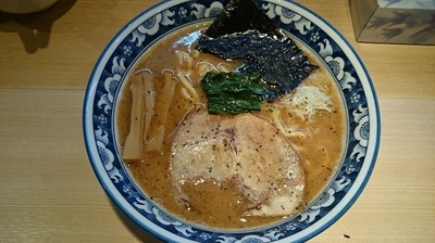 「２号ラーメン」@ラーメン 雷鳥の写真