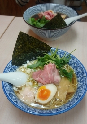 「煮干しそば(白醤油)+いわしご飯 680円+360円」@中華そば よしかわの写真