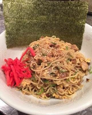 「夜限定 炒麺(チャーメン) 大盛サービス 900円」@さんじの写真