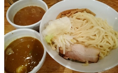 「二色つけめん[海老味噌・カレー](880円)」@神保町 可以の写真