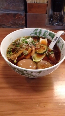 「醤油&味玉」@ロ麺ズの写真