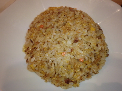 「濃厚鶏そば味玉(842円)、半チャン餃子セット(529円)」@とりの助 八木店の写真