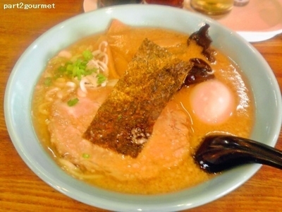 「とんこつ正油ら~めん (780円)」@ラーメン 一本やりの写真