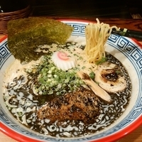 黒豚骨中華そば850円