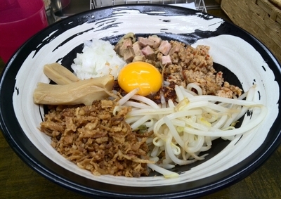 「龍のまぜそば(追い飯付き) 780円」@麺屋よしすけの写真