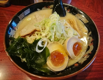 「札幌味噌ラーメン \780＋味玉 \100」@北海道らーめん ひむろ 上野店の写真