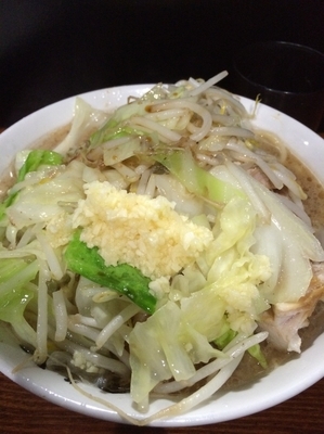 「しょうゆ 豚まし  ¥750＋¥300」@麺屋のスたの写真