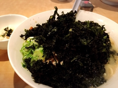 「白岩のりラーメン」@らーめんドラゴン 赤塚店の写真