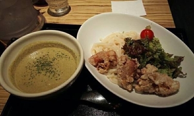 「冷製グリーンカレーつけうどん」@カレーうどん 千吉 新宿甲州街道店の写真