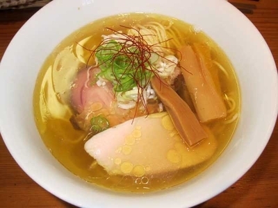 「塩ラーメン　800円」@ラーメン屋 トイ・ボックスの写真