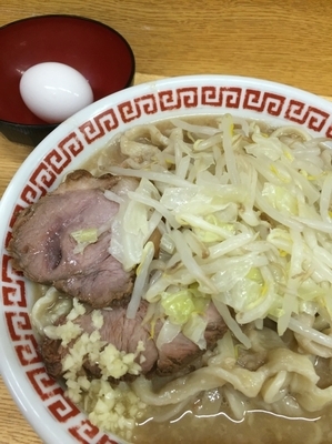 「小ラーメン野菜少なめニンニク少し」@ラーメン二郎 環七新新代田店の写真