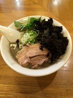 「極濃厚煮干そば 海苔 混ぜ玉」@中村屋総本山の写真