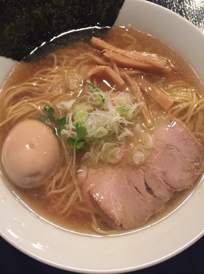 「醤油プラス味玉」@麺屋 もぐらの唄の写真