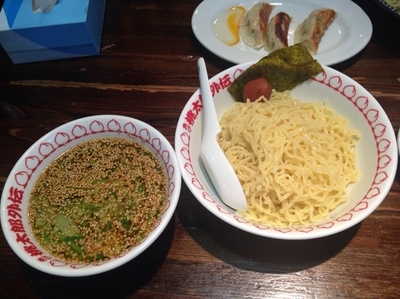 「梅塩つけそば」@支那そば きび 桃太郎外伝の写真