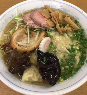 「長月の一杯 豚スープのワンタン麺 S 1500円」@MENYA 食い味の道有楽の写真