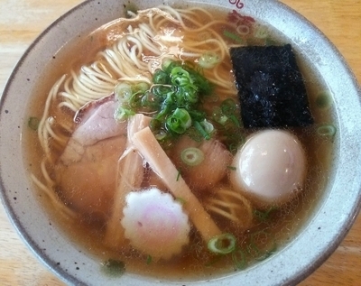 「醤油らーめん＋味付き煮卵 （150912）」@麺組の写真