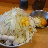 プチ二郎 うずら 玉ねぎたまご 野菜 ニンニク 脂
