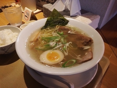 「塩らーめん」@らーめん こうちの写真