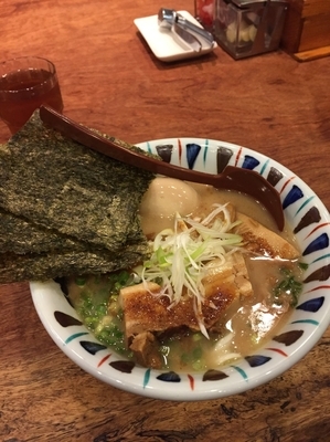 「七志ラーメン 全部のせ」@とんこつらーめん七志 アリオ橋本店の写真