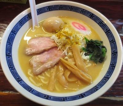 「みそラーメン（麺少な目・クーポン味玉）700円」@にぼっしー中華そば家の写真