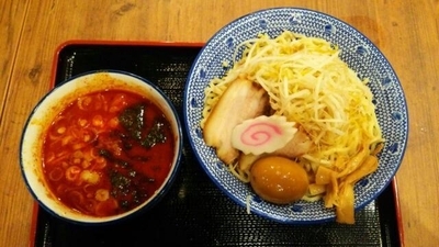 「辛つけ麺(中盛)+味玉」@ちゃーしゅうや武蔵 ピオニウォーク東松山店フロア1Fの写真