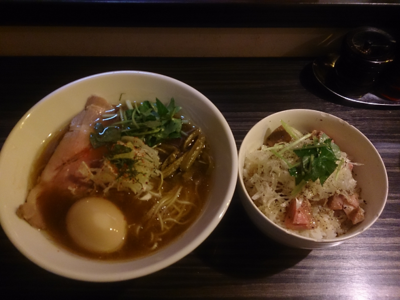 「鯵ニボセット（醤油＋黒コショウごはん・さっぱり）＋味玉」@志奈そば 田なかの写真