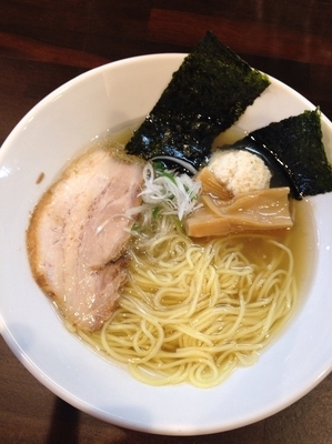 「塩ラーメン」@麺や 龍世の写真