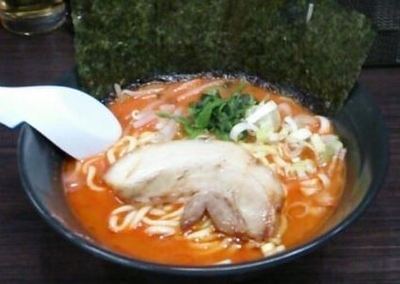 「旨辛ラーメン」@横浜家系ラーメン 上昇気流の写真