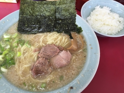 「塩ラーメン¥490＋半ライス¥100」@ラーメンショップ 牛久結束店の写真