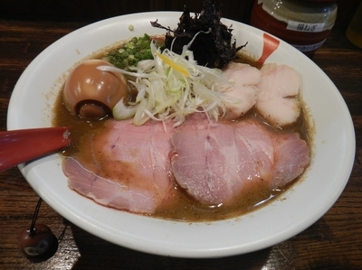 「[月曜限定] 特製煮干白湯らーめん 大盛」@らーめん詩の写真