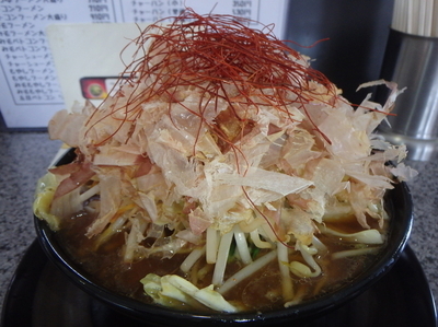 「風林火山(880円)、半チャーハン(350円)」@べトコンラーメン光福亭の写真