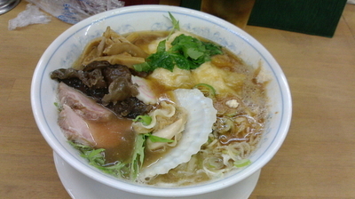 「豚スープのワンタン麺(後半Ｓ)」@MENYA 食い味の道有楽の写真