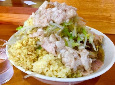 「ラーメン(小) ニンニク生姜アブラ」@ラーメン 滋悟郎の写真