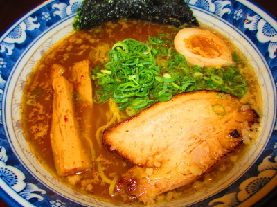 「醤油らーめん　￥６５０」@麺屋いつきの写真