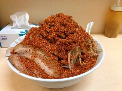 「ラーメンやさいカラメ一味唐辛子」@自家製ラーメン 大者の写真