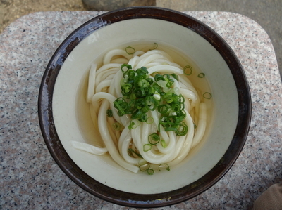 「かけ（冷や　小）」@讃岐うどん がもうの写真