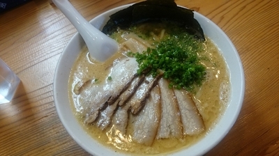 「豚ゴマちゃーしゅーめん：中盛」@らーめん 森下家の写真