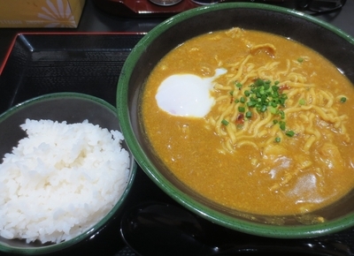 「カレーかけ中華麺＋ライス」@山形肉そば 桃山 六本木店の写真