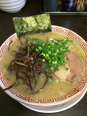 「ラーメン きくらげ」@博多長浜らーめん もりやの写真