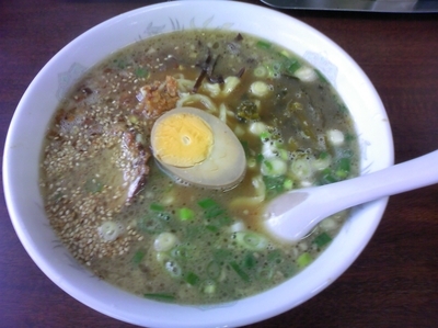 「こくうまラーメン（白）大盛」@陽気軒の写真